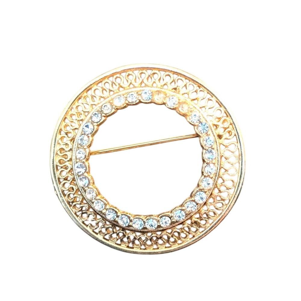 Vintage Unsigned Filigree Rhinestone Wreath Brooch